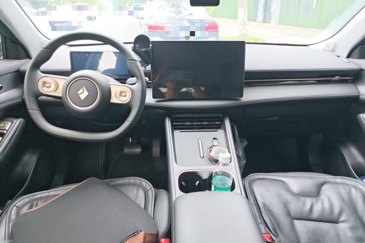 Used Baojun Yunhai 2024 600km Pure Electric Version Center Console