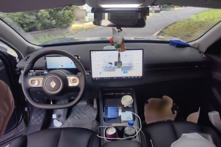 Used Baojun Yunhai 2024 600km Pure Electric Version Center Console