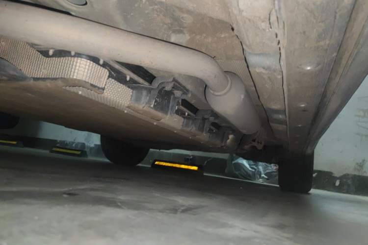 Used Baojun Yunhai 2024 60km Plug-in Hybrid Version Chassis Front Left