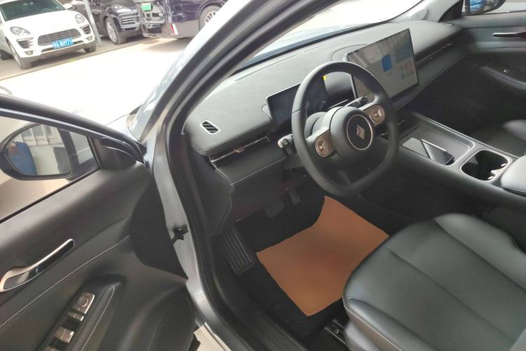 Used Baojun Yunhai 2024 500km Pure Electric Version Driver Seat