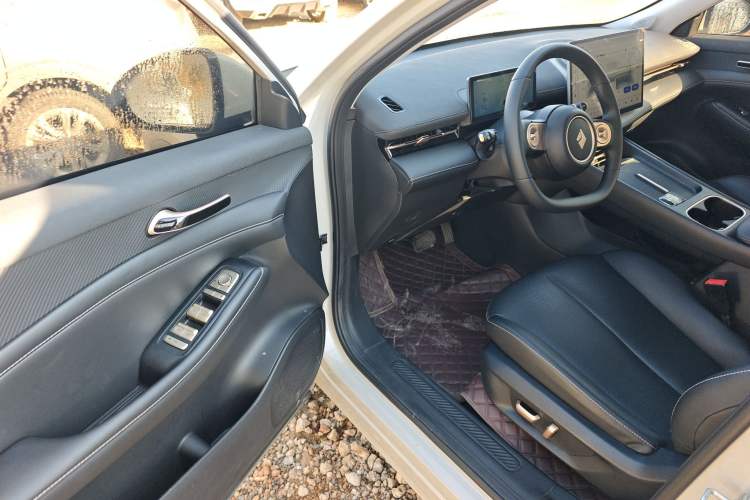 Used Baojun Yunhai 2024 600km Pure Electric Version Driver Seat