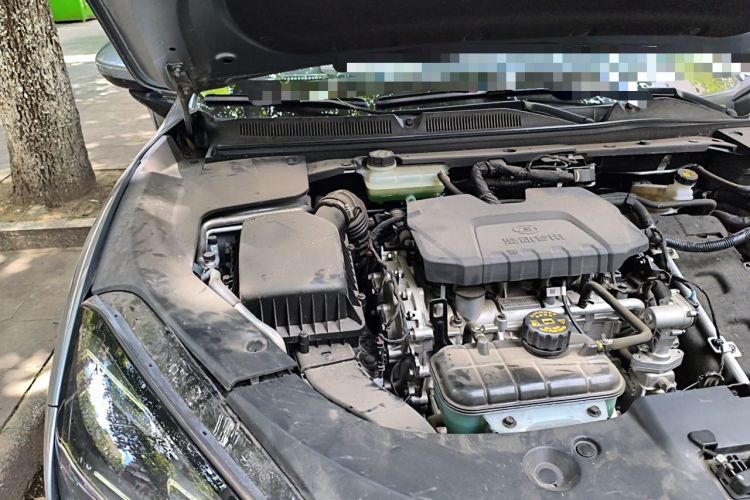 Used Baojun Yunhai 2024 140km Plug-in Hybrid Version Engine Bay Right