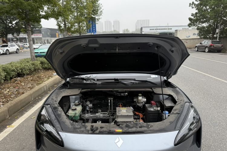 Used Baojun Yunhai 2024 600km Pure Electric Version Engine Bay