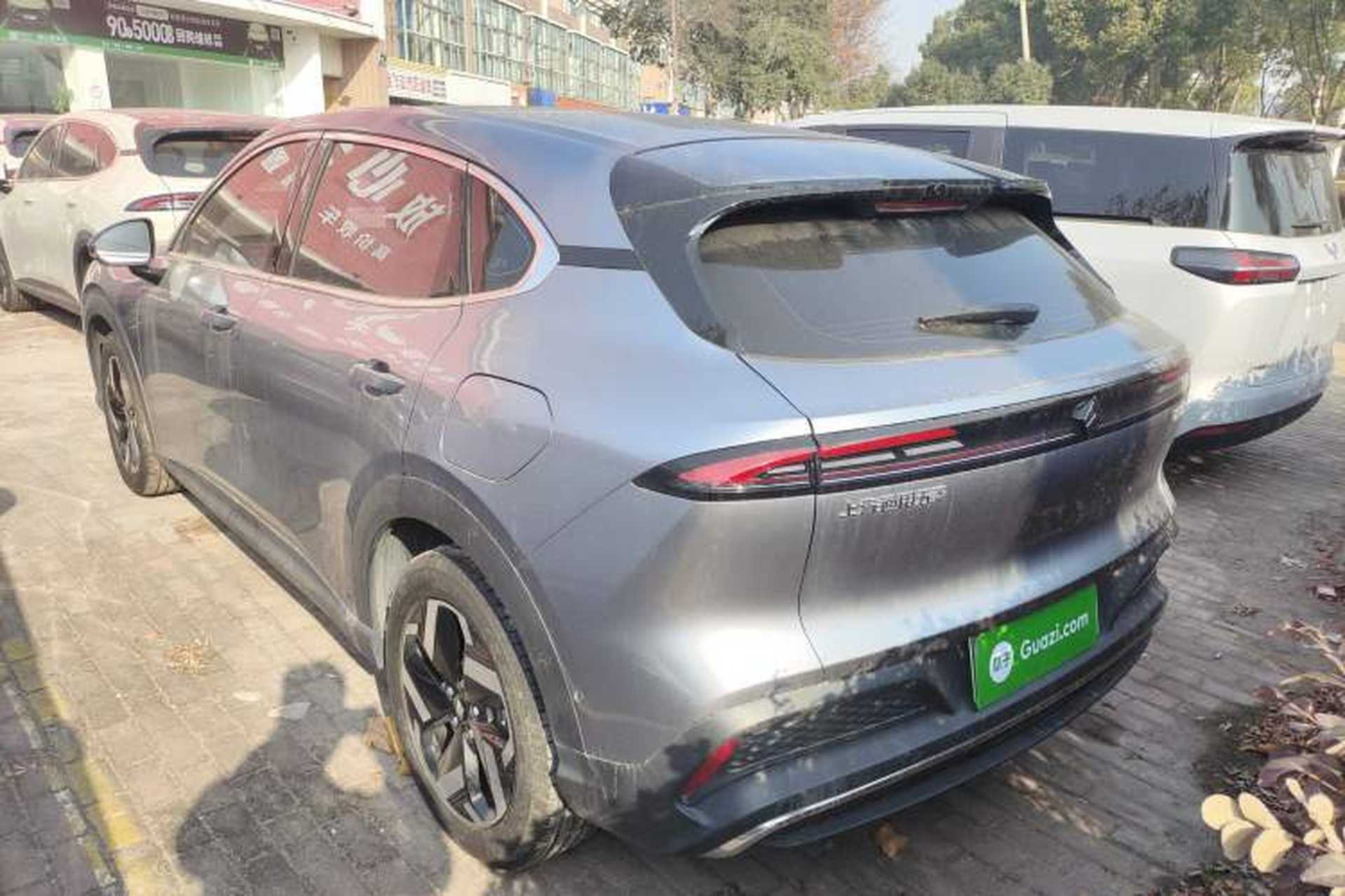 Used Baojun Yunhai 2024 140km Plug-in Hybrid Version Exterior 3