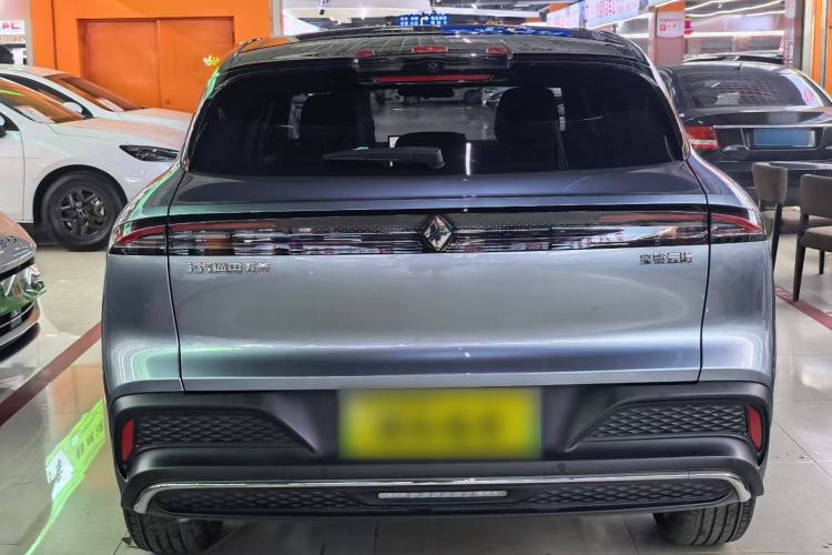 Used Baojun Yunhai 2024 140km Plug-in Hybrid Version Exterior 4