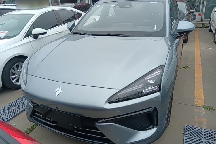 Used Baojun Yunhai 2024 140km Plug-in Hybrid Version Front