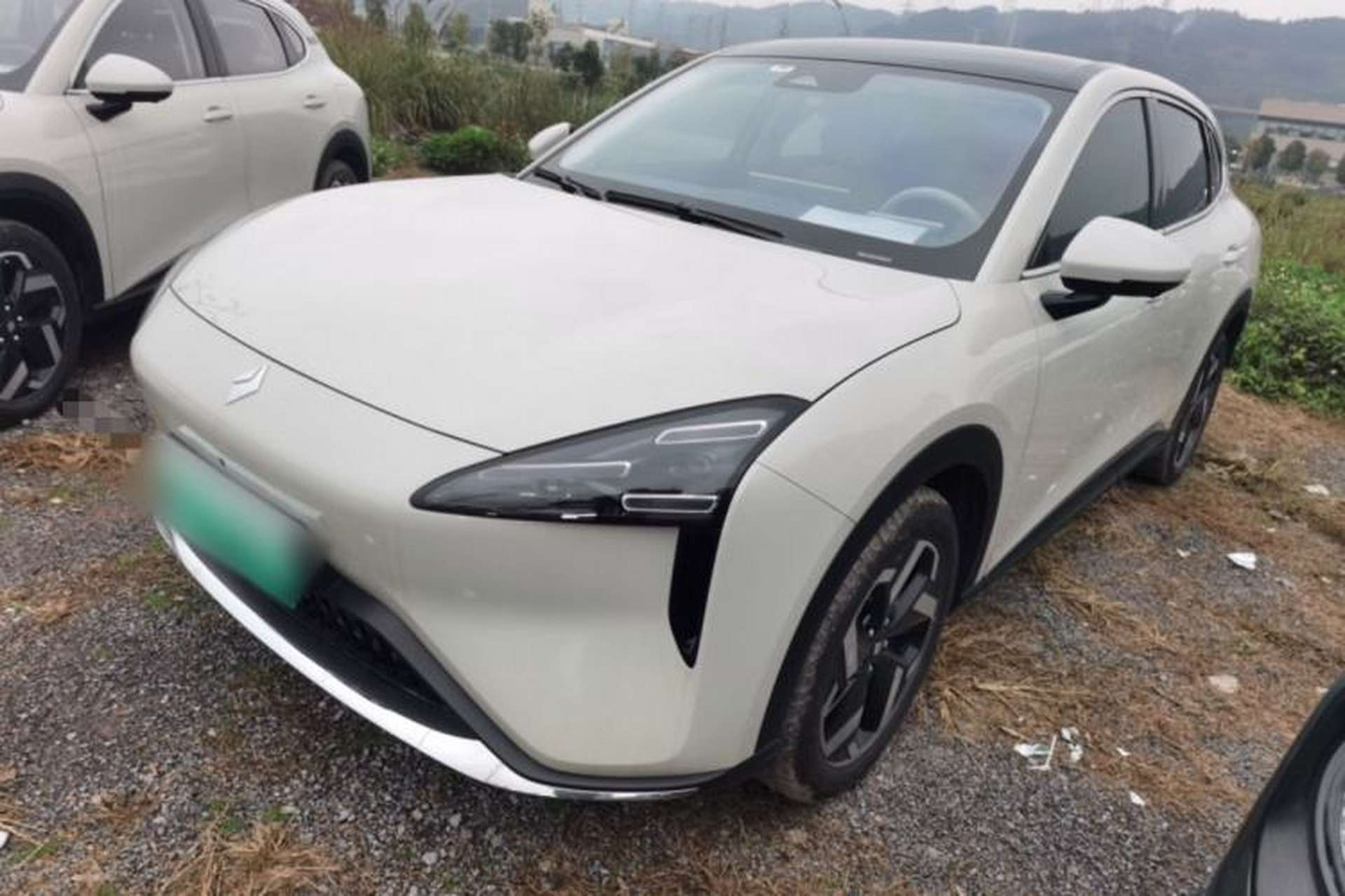 Used Baojun Yunhai 2024 500km Pure Electric Version Front Left 45 Deg