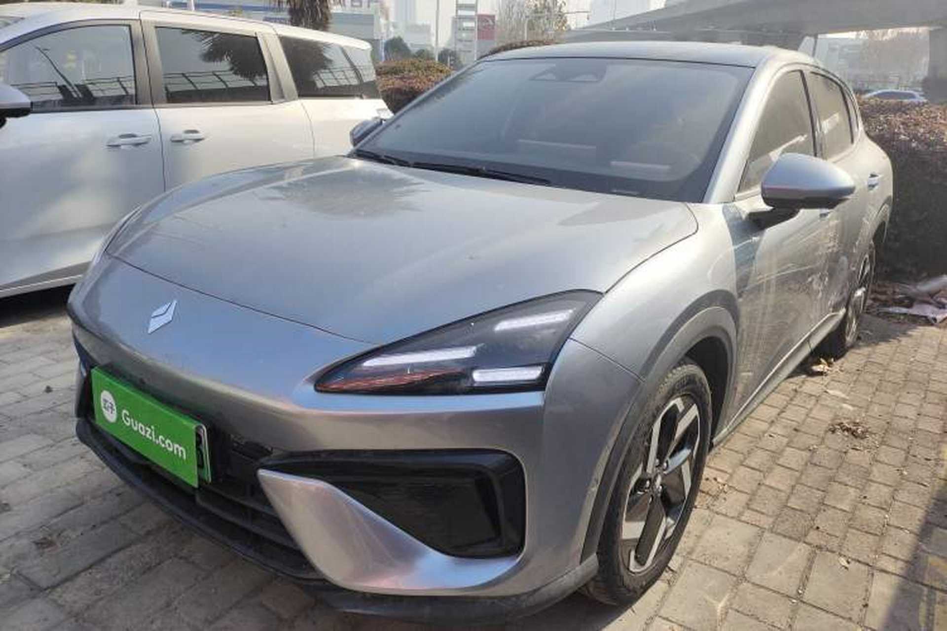 Used Baojun Yunhai 2024 140km Plug-in Hybrid Version Front Left 45 Deg