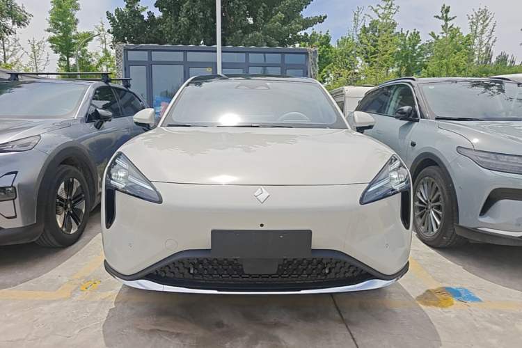 Used Baojun Yunhai 2024 500km Pure Electric Version Front