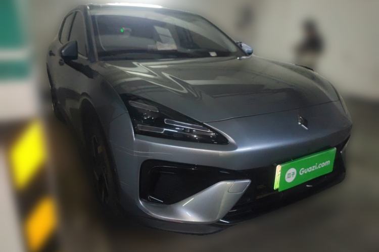 Used Baojun Yunhai 2024 60km Plug-in Hybrid Version Front Right 45 Deg