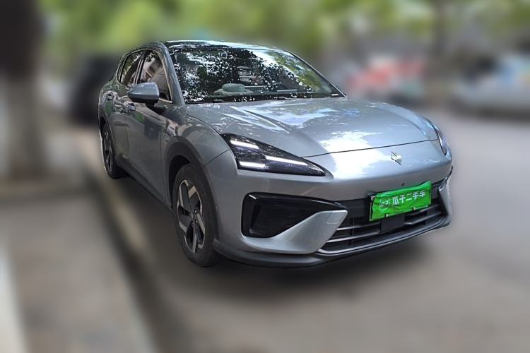 Used Baojun Yunhai 2024 140km Plug-in Hybrid Version Front Right 45 Deg