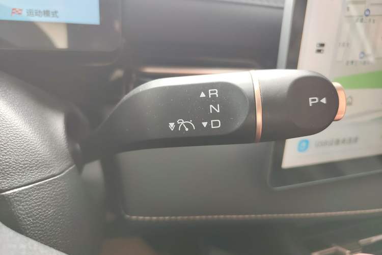 Used Baojun Yunhai 2024 500km Pure Electric Version Gear Lever