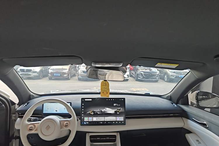 Used Baojun Yunhai 2024 140km Plug-in Hybrid Version Headliner