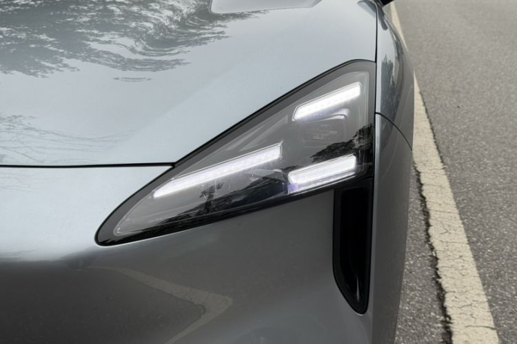 Used Baojun Yunhai 2024 600km Pure Electric Version Left Front Headlight