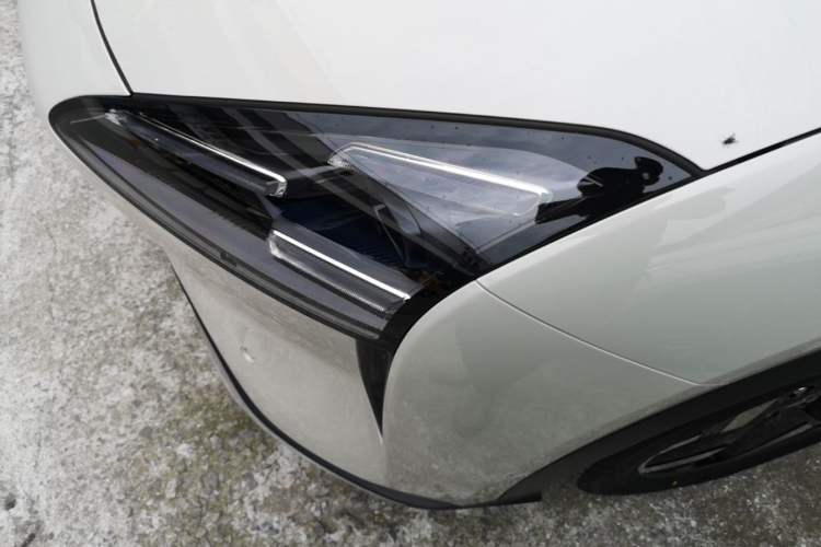 Used Baojun Yunhai 2024 500km Pure Electric Version Left Front Headlight