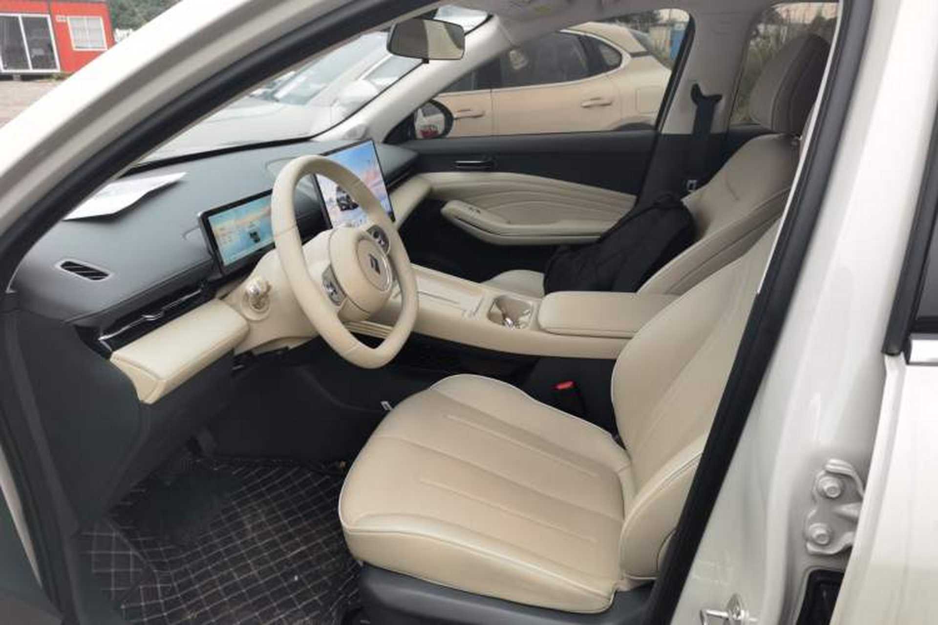Used Baojun Yunhai 2024 500km Pure Electric Version Left Front Seat