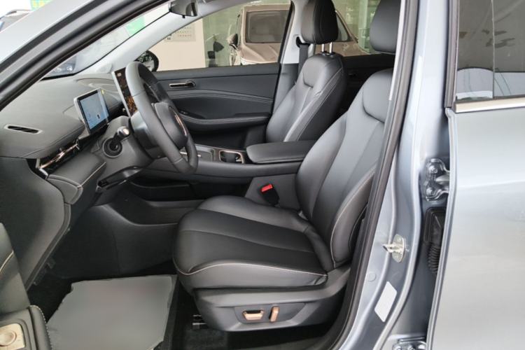 Used Baojun Yunhai 2024 600km Pure Electric Version Left Front Seat