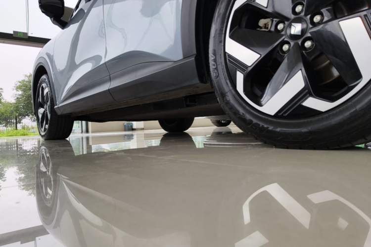 Used Baojun Yunhai 2024 600km Pure Electric Version Left Side Sill