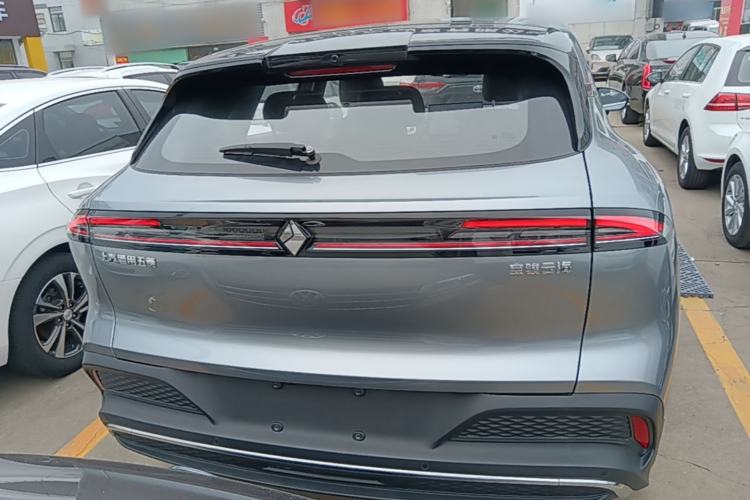 Used Baojun Yunhai 2024 140km Plug-in Hybrid Version Rear