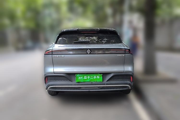 Used Baojun Yunhai 2024 140km Plug-in Hybrid Version Rear