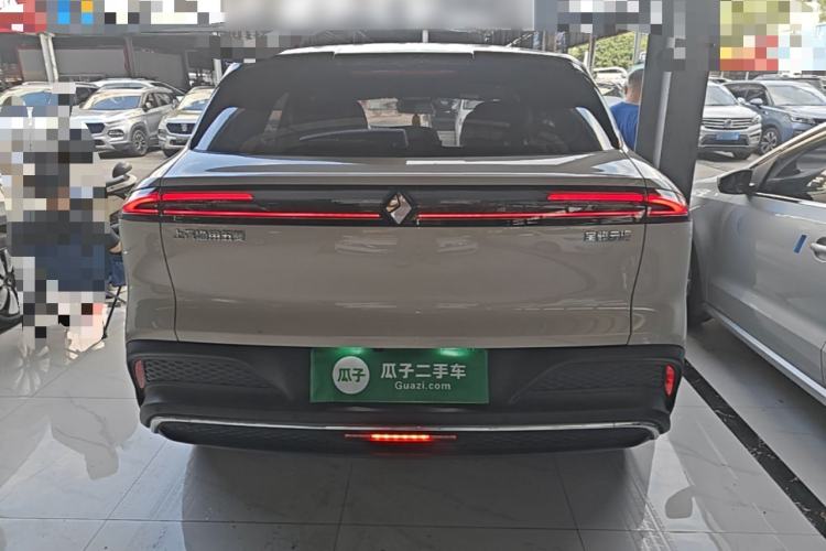 Used Baojun Yunhai 2024 140km Plug-in Hybrid Version Rear
