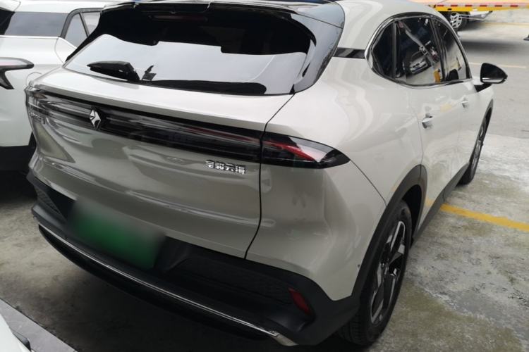 Used Baojun Yunhai 2024 500km Pure Electric Version Rear Right 45 Deg