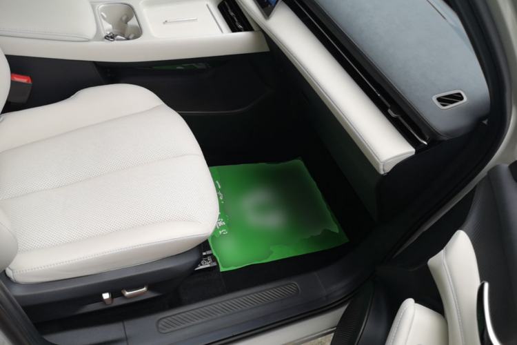 Used Baojun Yunhai 2024 500km Pure Electric Version Right Front Seat
