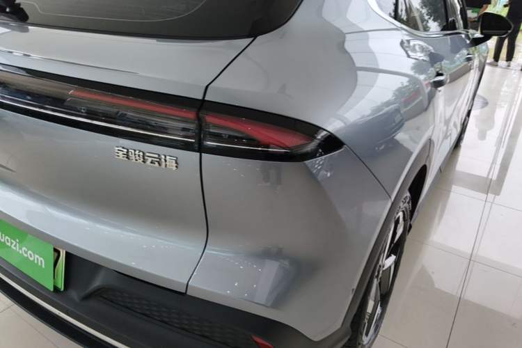 Used Baojun Yunhai 2024 600km Pure Electric Version Right Rear Taillight