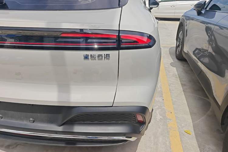 Used Baojun Yunhai 2024 500km Pure Electric Version Right Rear Taillight