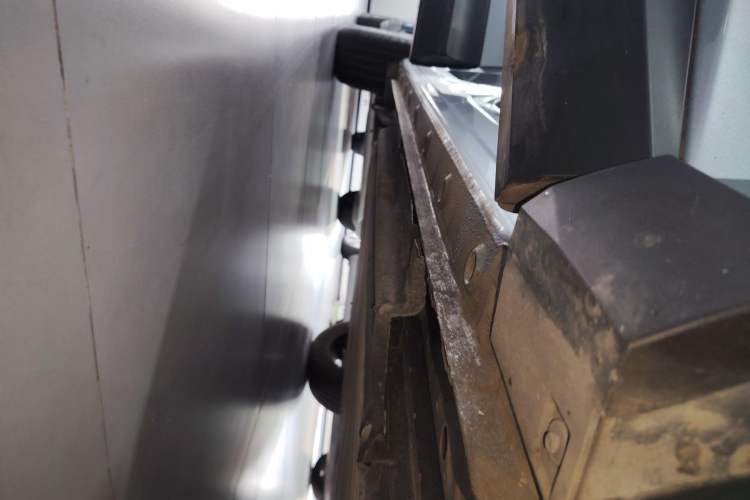 Used Baojun Yunhai 2024 500km Pure Electric Version Right Side Sill