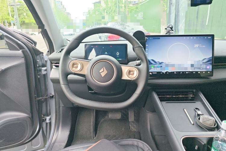 Used Baojun Yunhai 2024 600km Pure Electric Version Steering Wheel