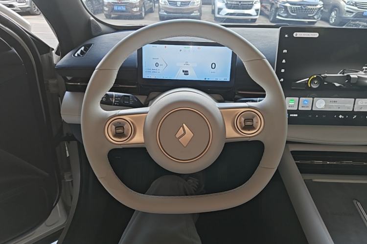 Used Baojun Yunhai 2024 140km Plug-in Hybrid Version Steering Wheel