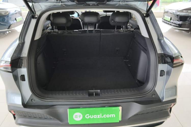 Used Baojun Yunhai 2024 600km Pure Electric Version Trunk