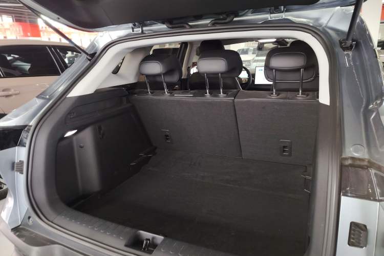 Used Baojun Yunhai 2024 500km Pure Electric Version Trunk