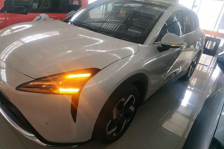 Used Baojun Yunhai 2024 600km Pure Electric Version Guazi used car, China used car export, Used car for sale, Used Baojun cars, Cheapest cars for sale, Electric vehicle, New energy car