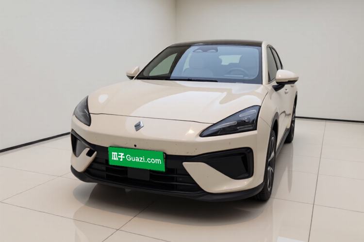 Baojun Yunhai 2024 60km Plug-in Hybrid Version