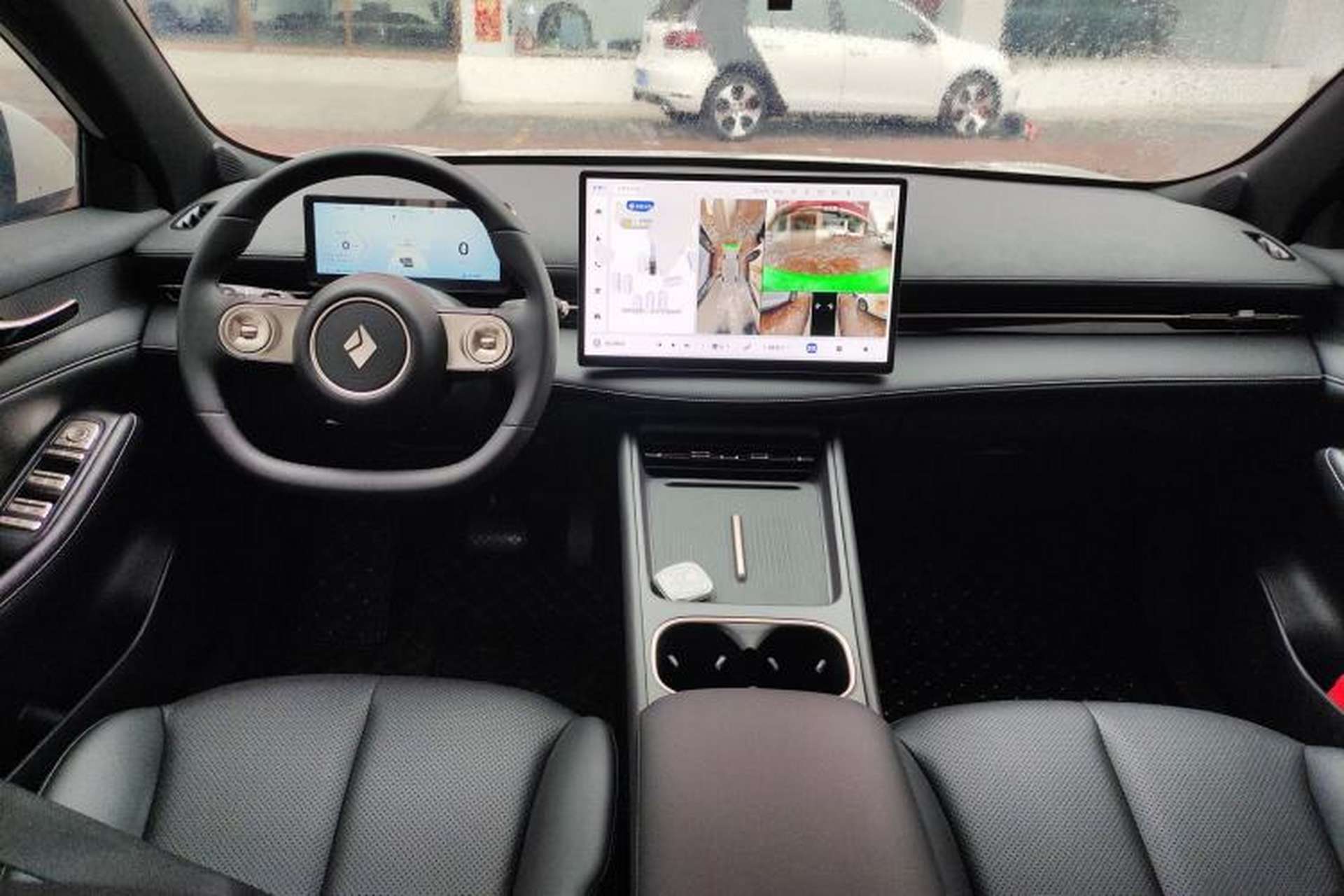 Used Baojun Yunhai 2024 600km Pure Electric Version Center Console