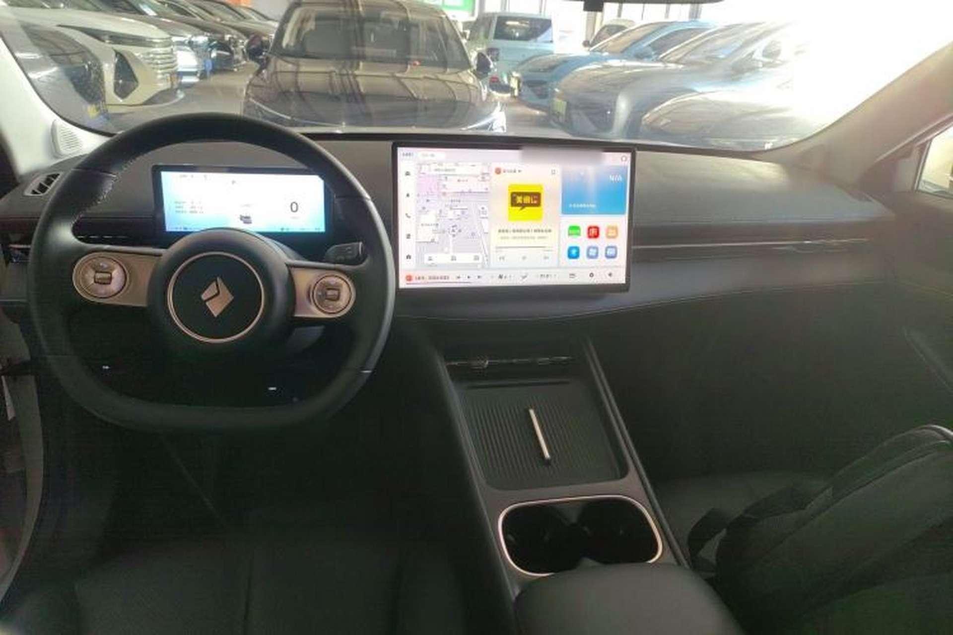 Used Baojun Yunhai 2024 140km Plug-in Hybrid Version Center Console