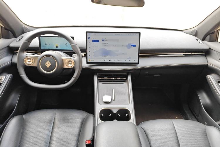 Used Baojun Yunhai 2024 600km Pure Electric Version Center Console