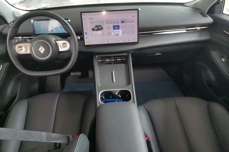 Used Baojun Yunhai 2024 600km Pure Electric Version Center Console