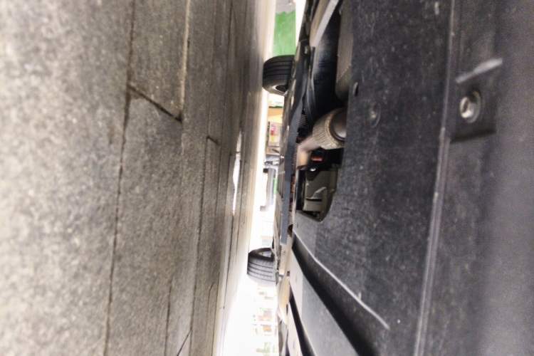 Used Baojun Yunhai 2024 140km Plug-in Hybrid Version Chassis Front