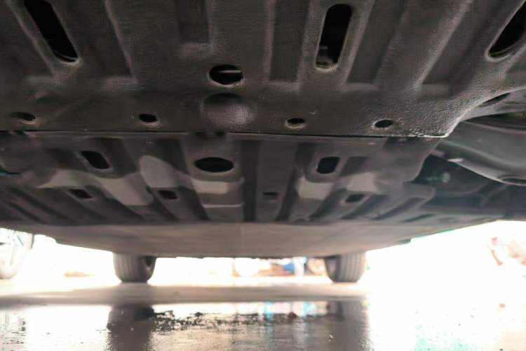 Used Baojun Yunhai 2024 600km Pure Electric Version Chassis Rear
