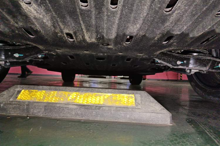 Used Baojun Yunhai 2024 500km Pure Electric Version Chassis Rear
