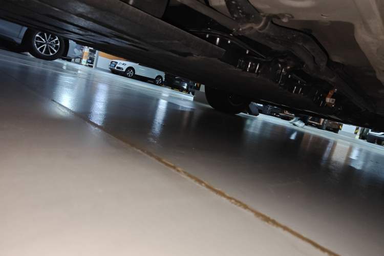 Used Baojun Yunhai 2024 60km Plug-in Hybrid Version Chassis Rear Right