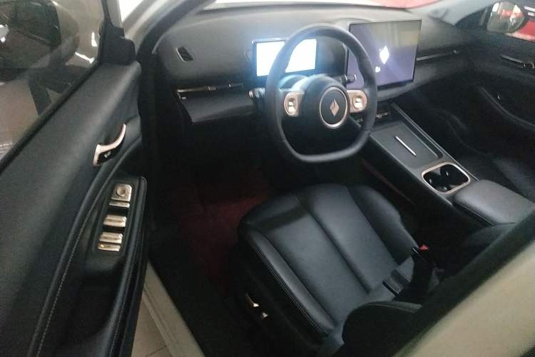 Used Baojun Yunhai 2024 600km Pure Electric Version Driver Seat
