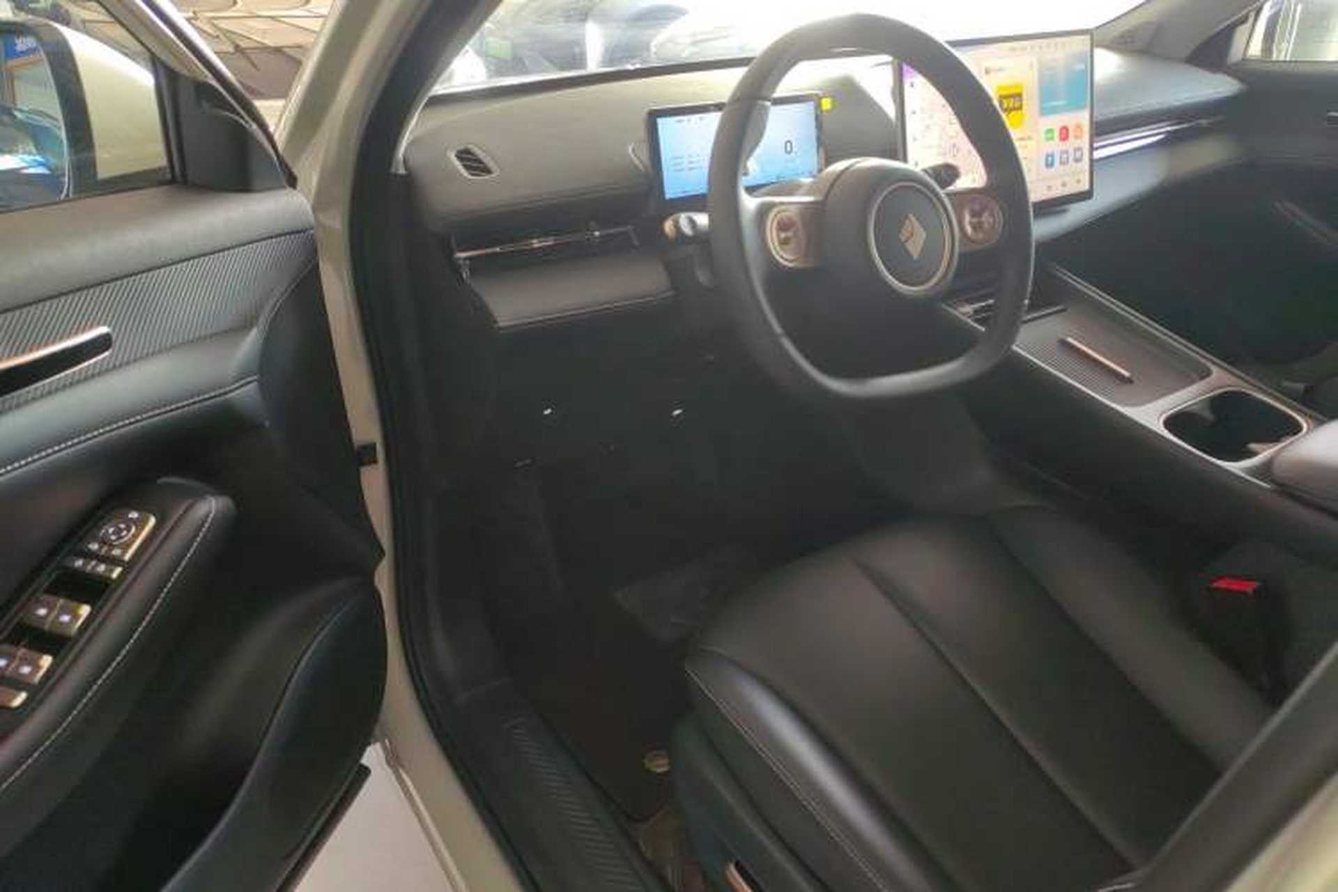 Used Baojun Yunhai 2024 140km Plug-in Hybrid Version Driver Seat