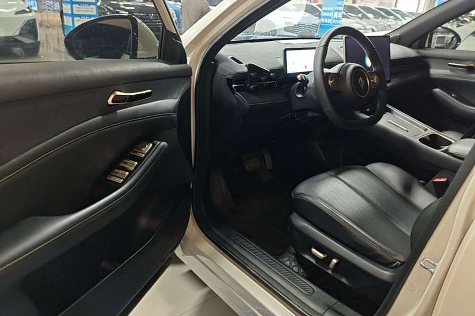 Used Baojun Yunhai 2024 600km Pure Electric Version Driver Seat