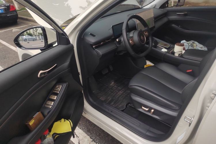 Used Baojun Yunhai 2024 600km Pure Electric Version Driver Seat