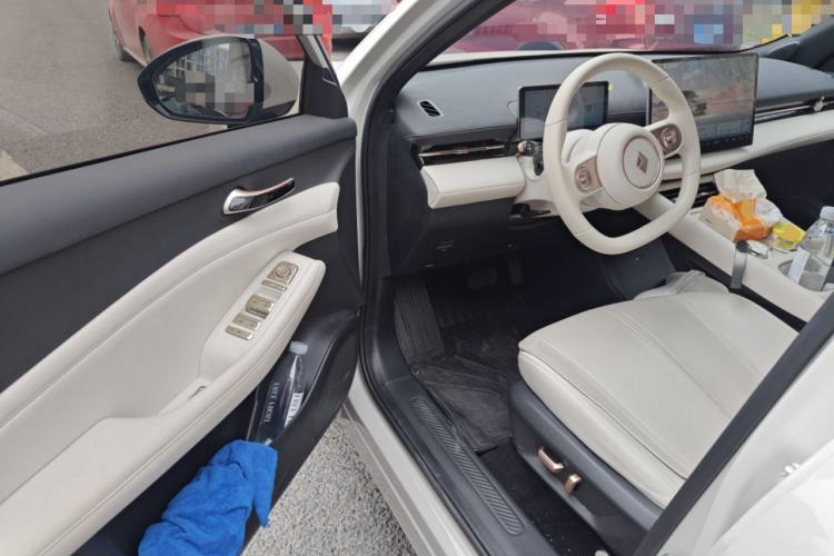 Used Baojun Yunhai 2024 500km Pure Electric Version Driver Seat