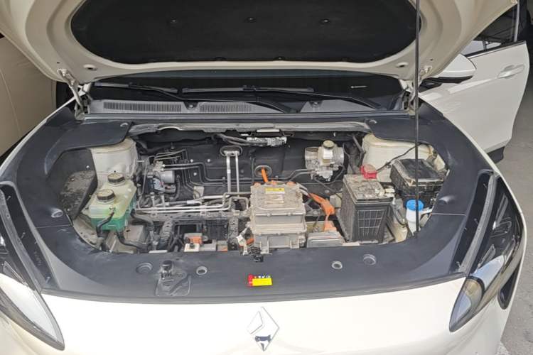 Used Baojun Yunhai 2024 500km Pure Electric Version Engine Bay